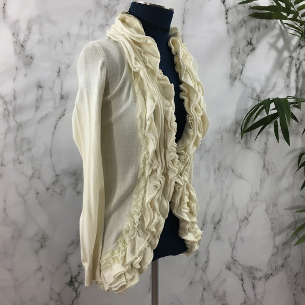 ☮️Romeo & Juliet Ivory Ruffle Drape Sweater QT05 - Picture 6 of 7